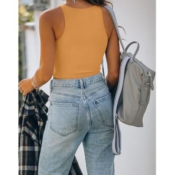 REORIA Butsmooth® Women's Sleeveless Halter Neck Double Lined Casual Basic Crop - Picture 2 of 5